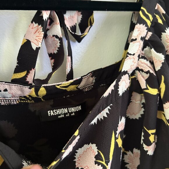 FASHION UNION BLACK PINK FLORAL SHORT SLEEVE TIE BACK DRESS - XS - Picture 4 of 6